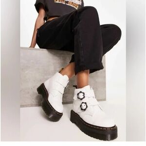 Dr. Martens Devon‎ Flower Platform Bootie. NWT. Retail 200